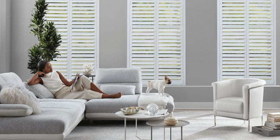 HUNTER DOUGLAS